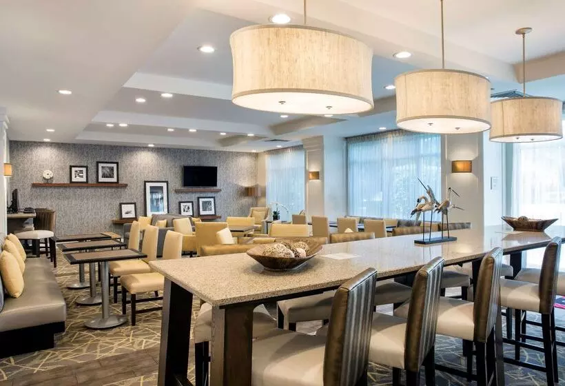 فندق Hampton Inn By Hilton Hallandale Beach Aventura