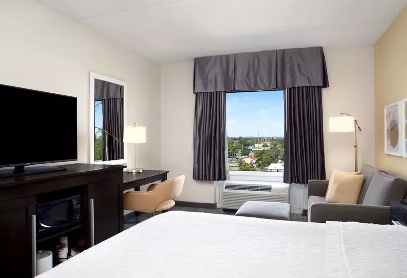فندق Hampton Inn By Hilton Hallandale Beach Aventura
