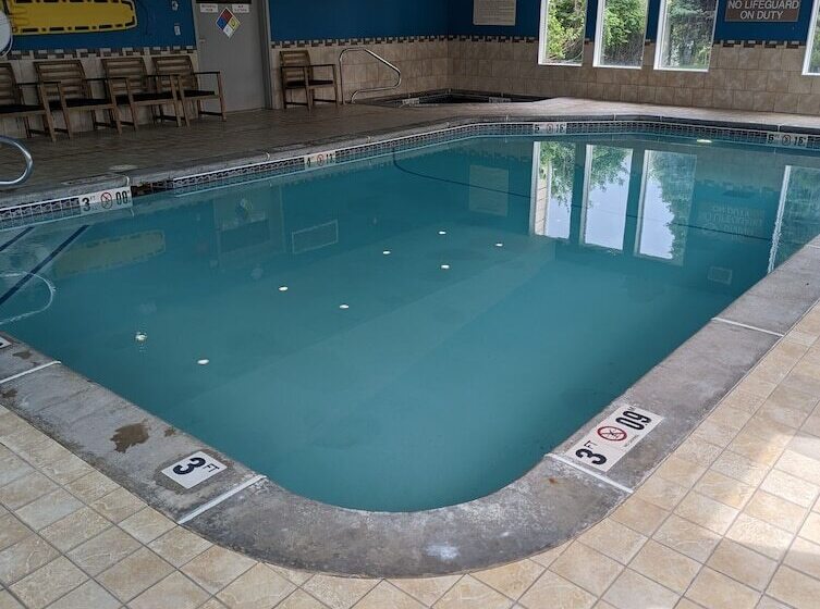 فندق Hampton Inn Helena