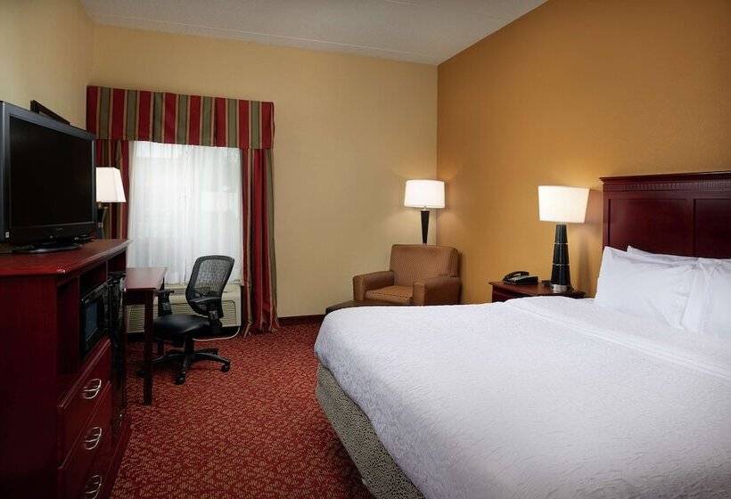 فندق Hampton Inn Newport Newsyorktown