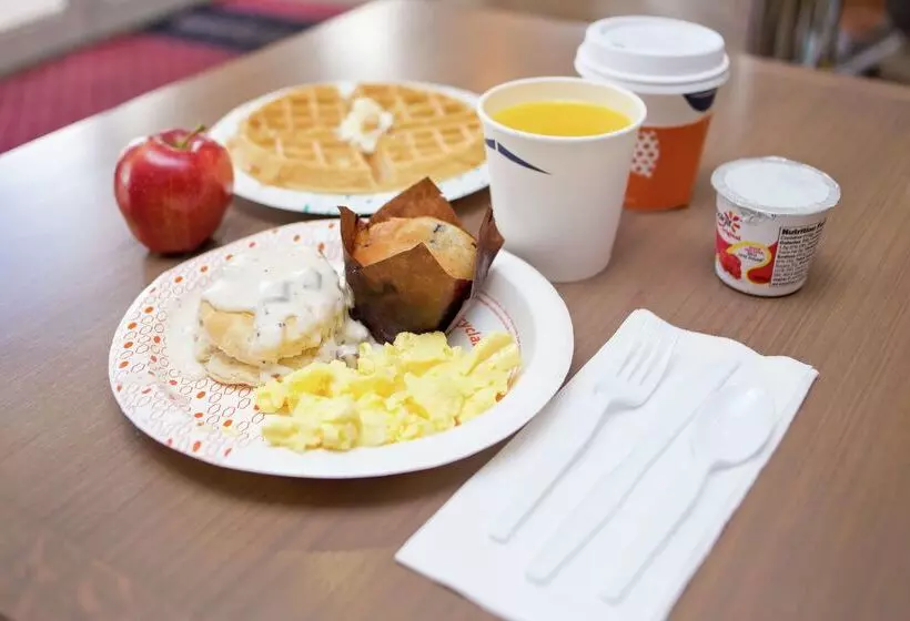 ホテル Hampton Inn Pensacola Beach