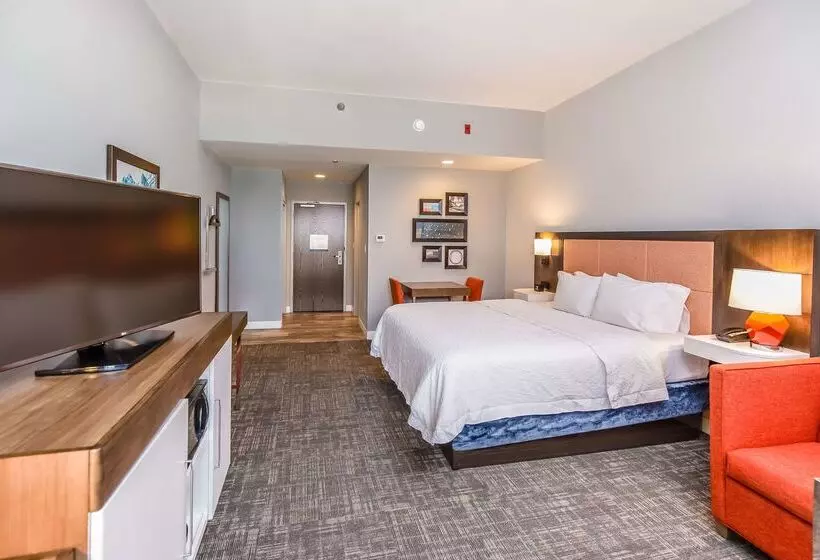 ホテル Hampton Inn Pensacola Beach