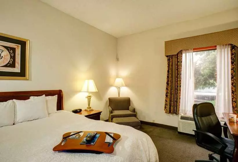 فندق Hampton Inn Tulsasand Springs