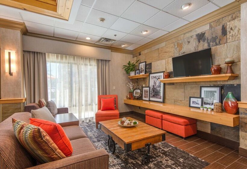 בית מלון כפרי Hampton Inn Wilkesboro