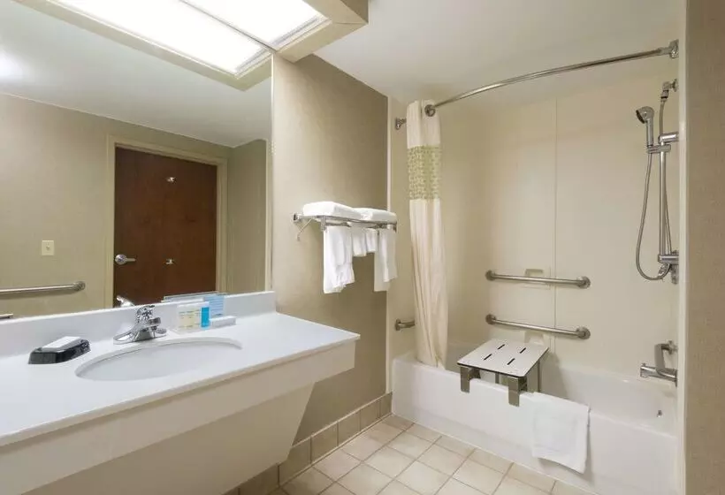 호텔 Hampton Inn Wilkesboro