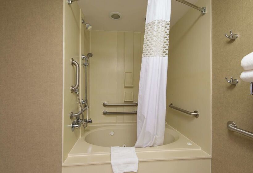 בית מלון כפרי Hampton Inn Wilkesboro