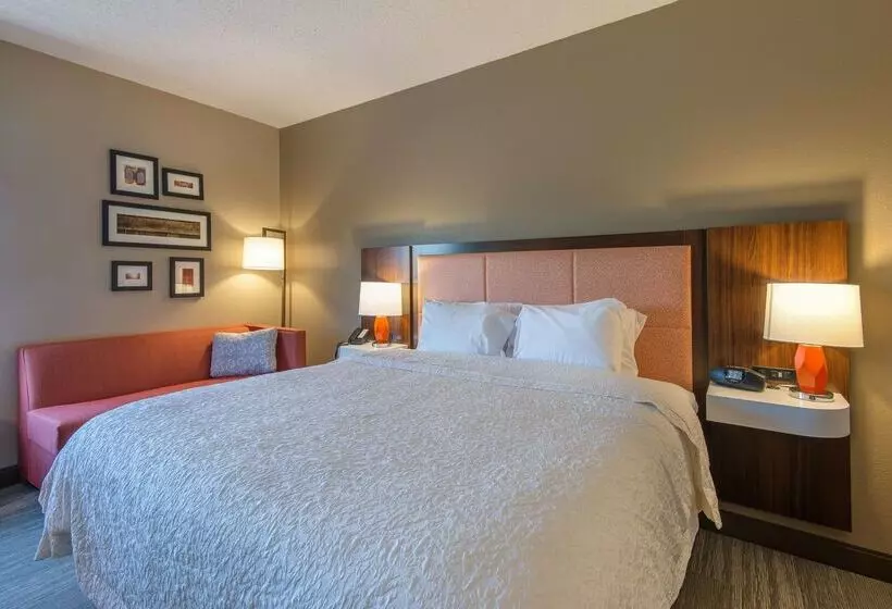 호텔 Hampton Inn Wilkesboro