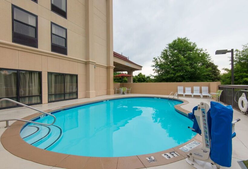 בית מלון כפרי Hampton Inn Wilkesboro