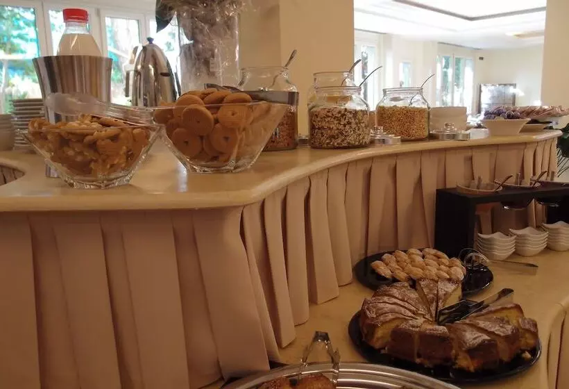 ホテル Jr Resort Logos Forte Dei Marmi