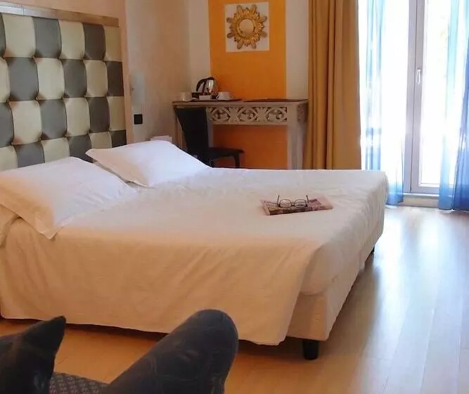 ホテル Jr Resort Logos Forte Dei Marmi