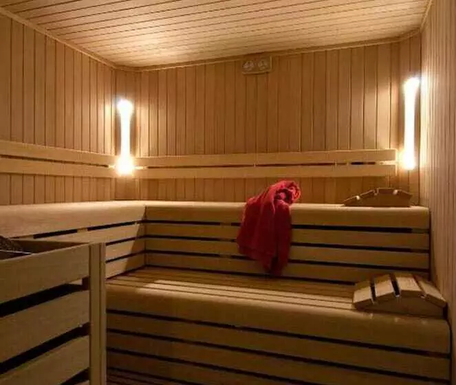 Отель Mondial Resort & Spa