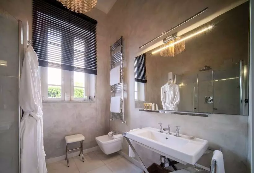 Отель Mondial Resort & Spa