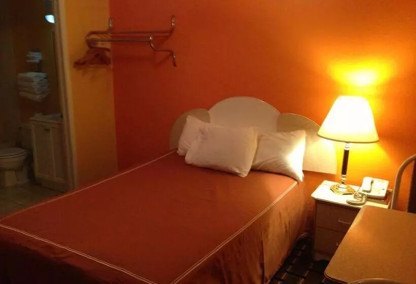 Szálloda Red Carpet Inn Niagara Falls