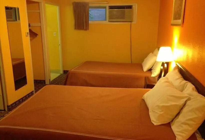 Szálloda Red Carpet Inn Niagara Falls