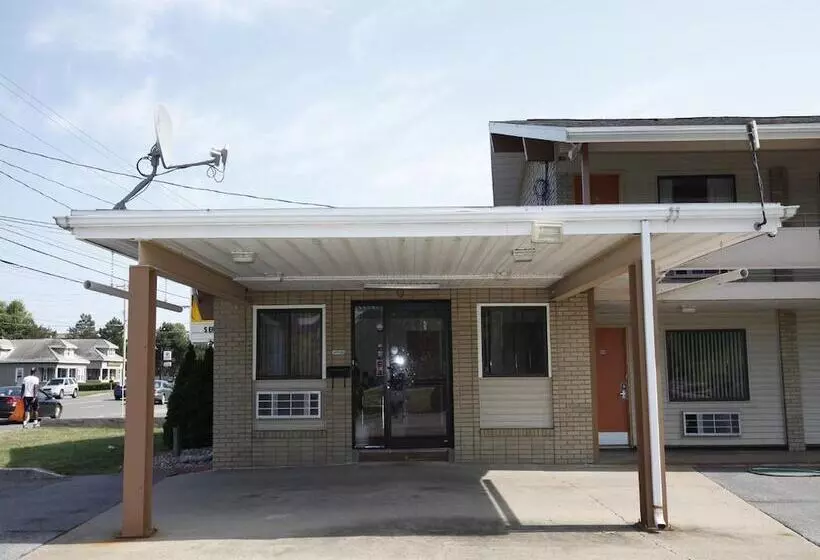 ホテル Scottish Inns Albany