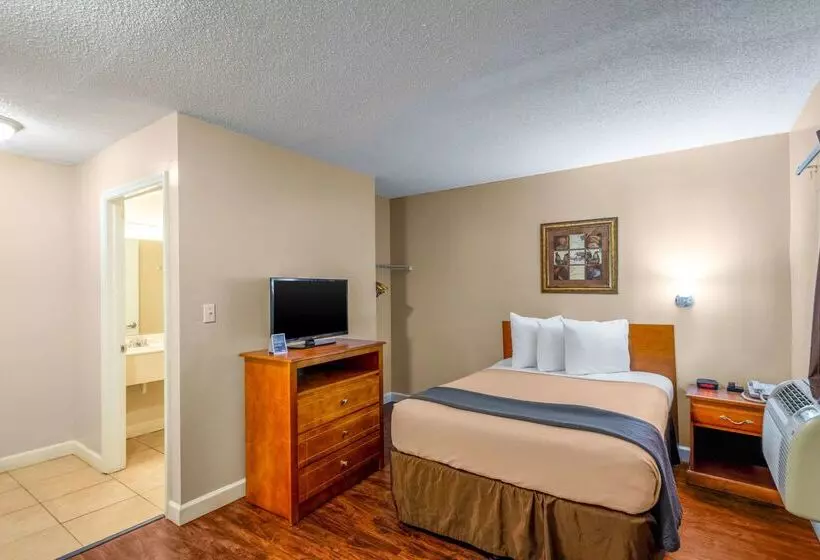 هتل Tampa Bay Extended Stay   Airport