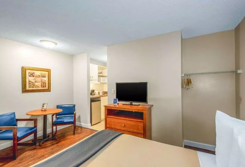 هتل Tampa Bay Extended Stay   Airport