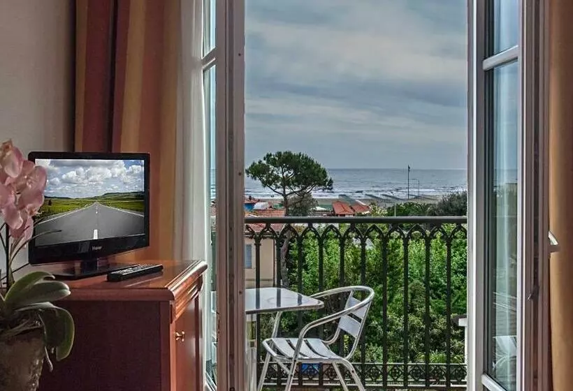 酒店 Villa Ombrosa