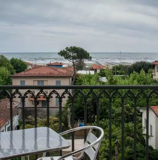 酒店 Villa Ombrosa