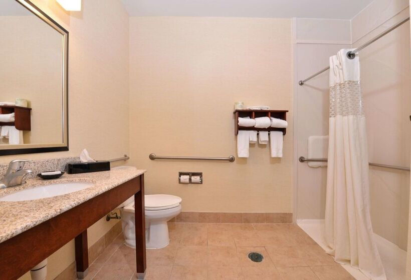 Отель Wingate By Wyndham Steubenville