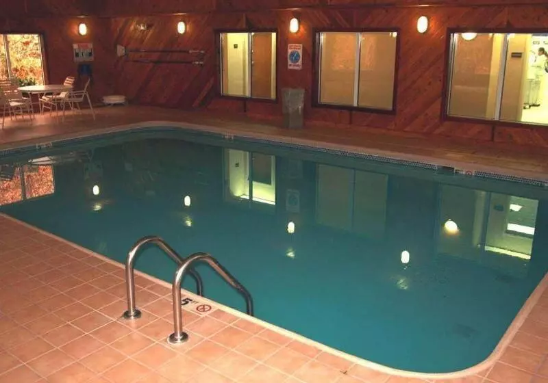 호텔 Wingate By Wyndham Steubenville