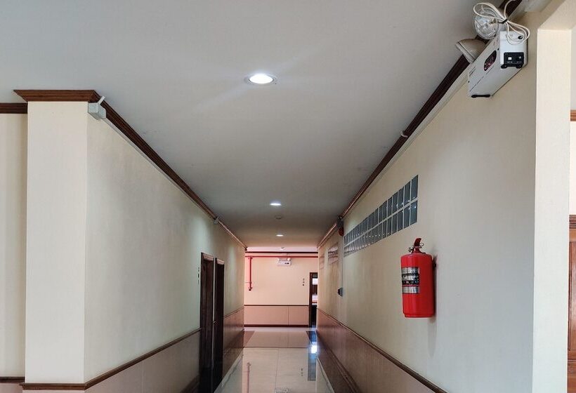 호텔 Oyo 75334 Train