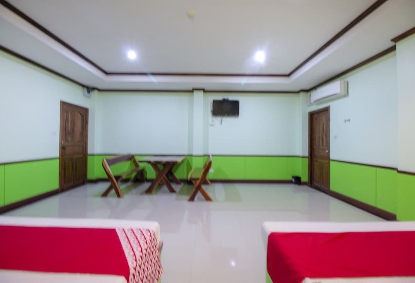 호텔 Oyo 75334 Train