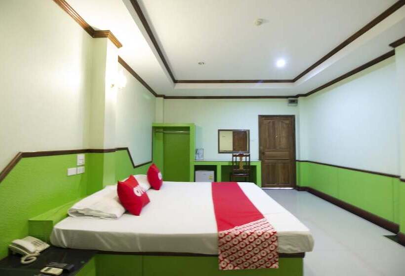 호텔 Oyo 75334 Train