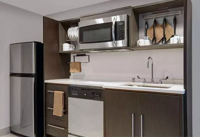 ホテル Home2 Suites By Hilton Milwaukee Downtown