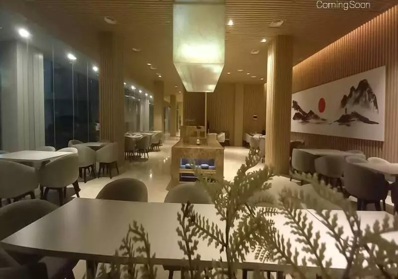 Louis Kienne Cikarang Hotel & Service Apartment