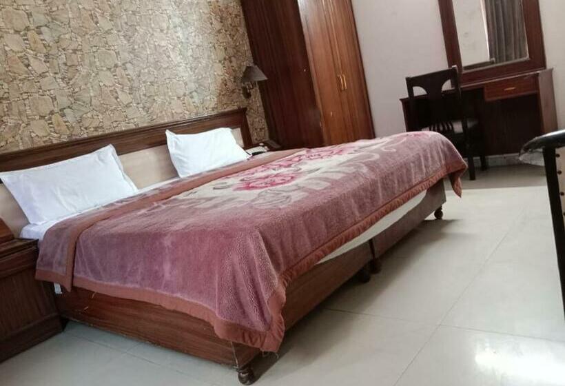 فندق Nouva By Dcrest