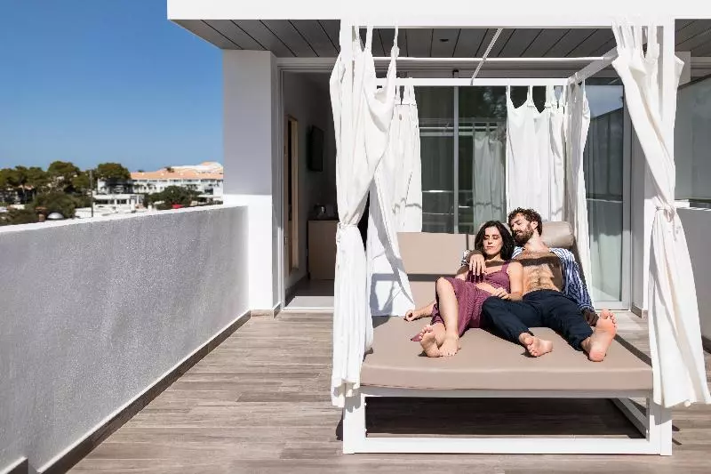 Hotelli Petit Sagitario Adults Only