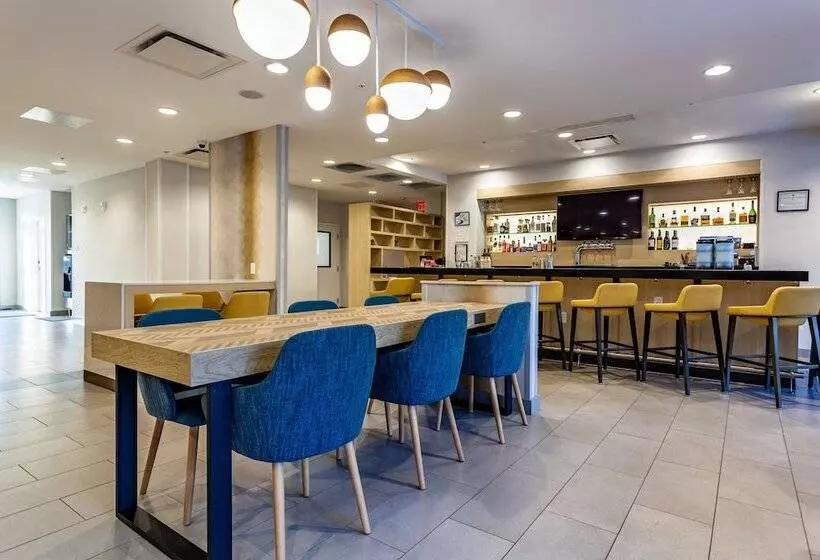 ホテル Towneplace Suites By Marriott Raleigh   University Area