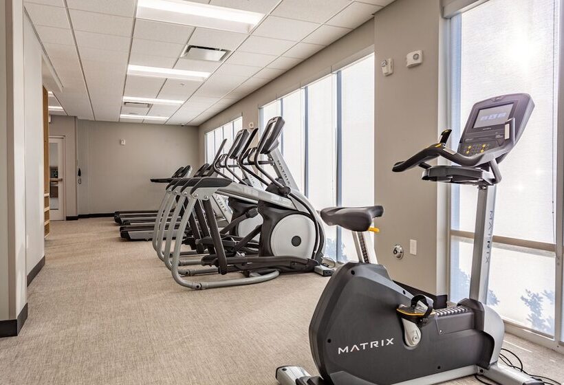 هتل Towneplace Suites By Marriott Raleigh University Area