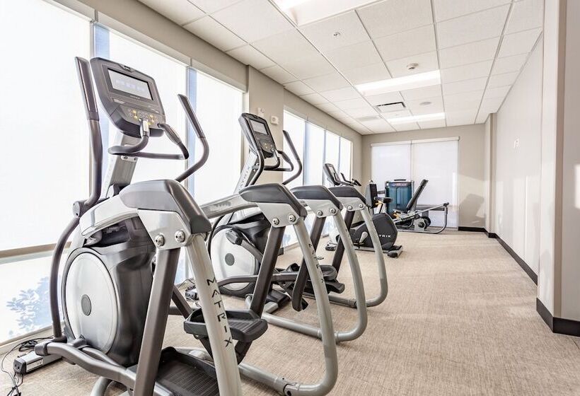 هتل Towneplace Suites By Marriott Raleigh University Area