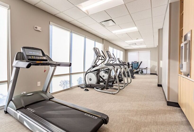 هتل Towneplace Suites By Marriott Raleigh University Area