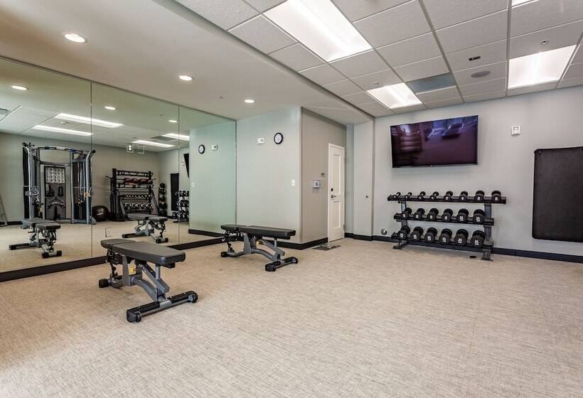 هتل Towneplace Suites By Marriott Raleigh University Area