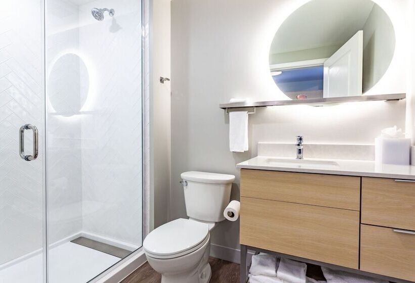 هتل Towneplace Suites By Marriott Raleigh University Area