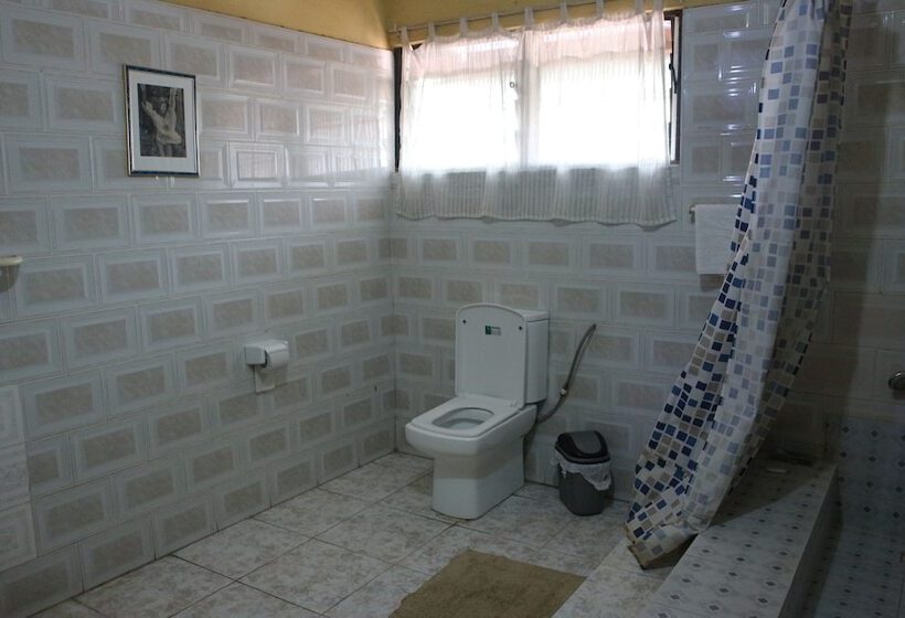 ホテル Benjy's Lodge