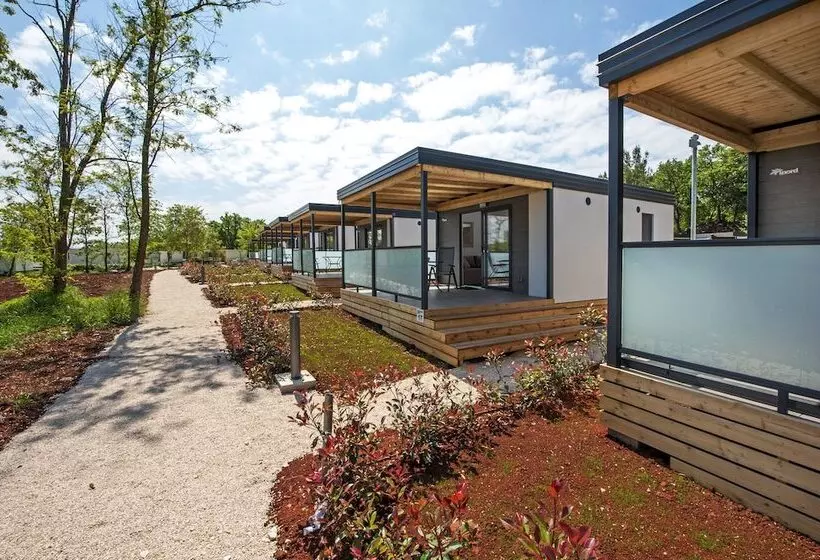 Hotelli Mediteran Kamp Mobile Homes In Naturist Camping Solaris