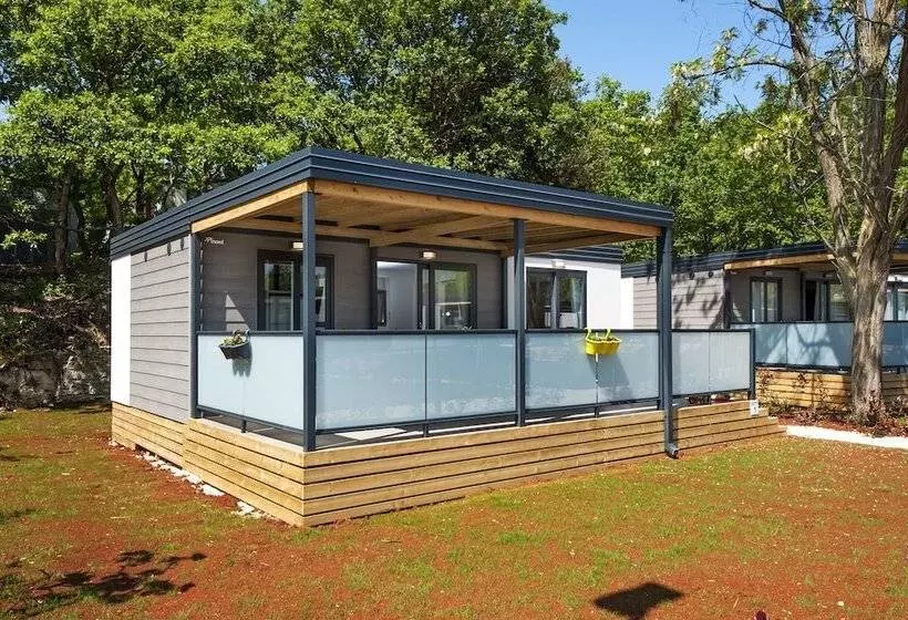 Hotelli Mediteran Kamp Mobile Homes In Naturist Camping Solaris