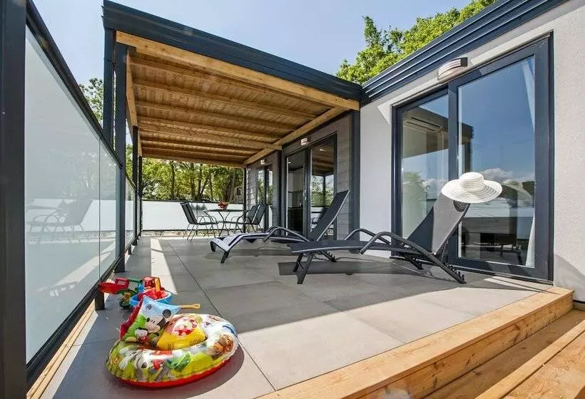 Hotelli Mediteran Kamp Mobile Homes In Naturist Camping Solaris