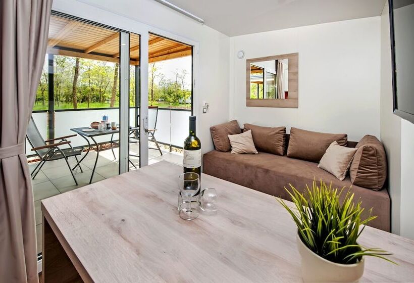 ホテル Mediteran Kamp Mobile Homes In Naturist Camping Solaris