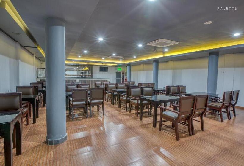 בית מלון כפרי Palette Periyar Resort