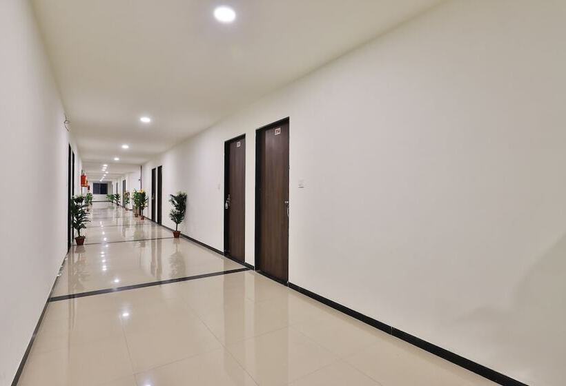 Oyo 26578 Hotel Aashray