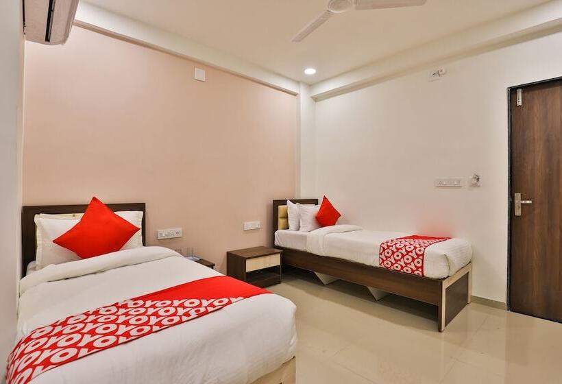 Oyo 26578 Hotel Aashray