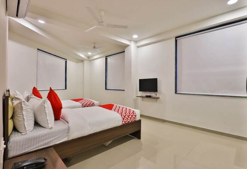 Oyo 26578 Hotel Aashray