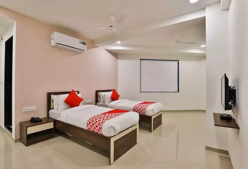 Oyo 26578 Hotel Aashray