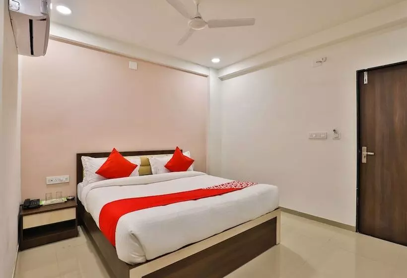 Oyo 26578 Hotel Aashray