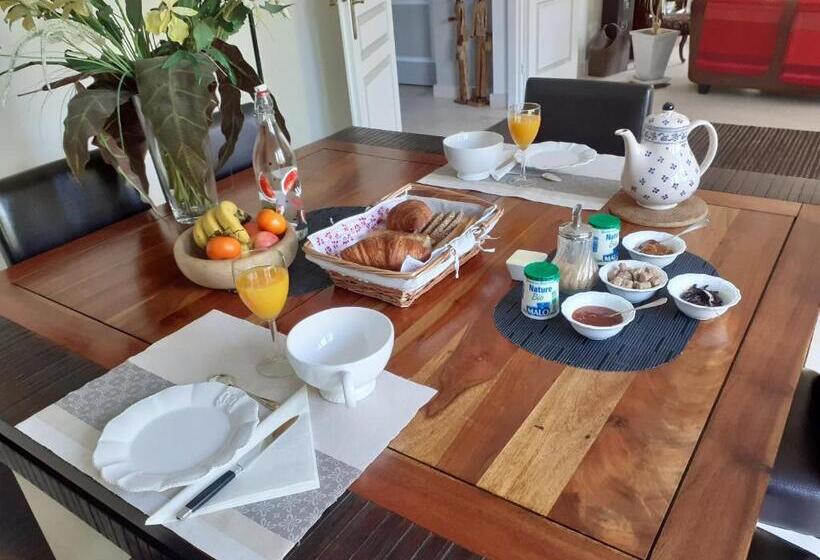 פנסיון La Clémencerie Chambre D Hôtes